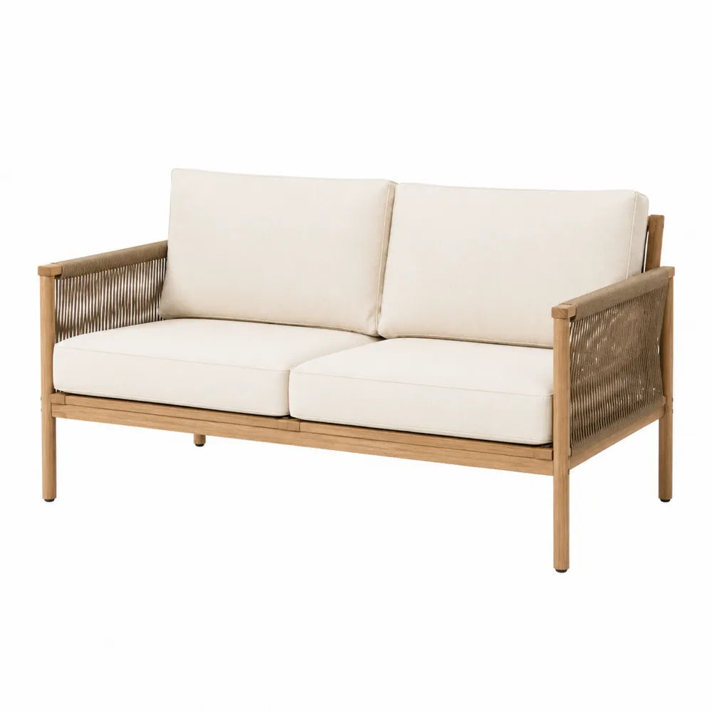 Sofa ogrodowa dwuosobowa z drewnianą ramą i beżowymi poduszkami